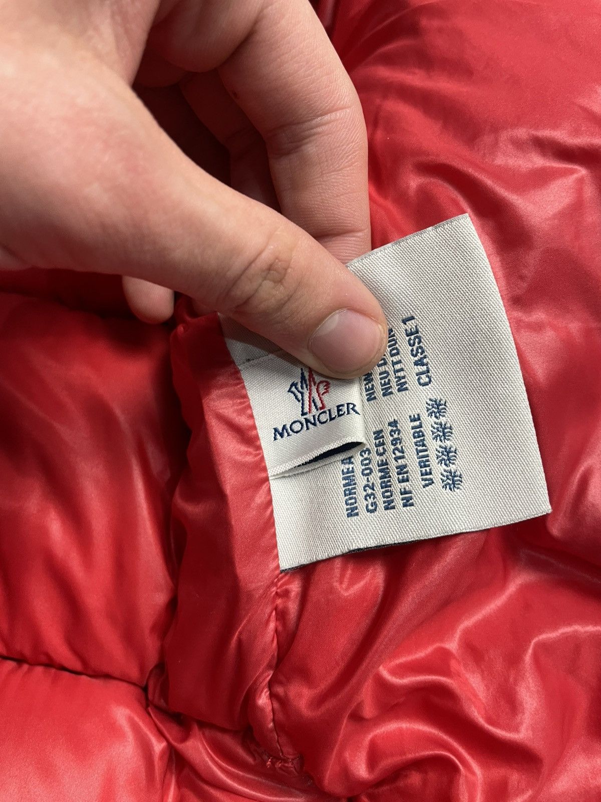Moncler Moncler Hubert red puffer jacket Maya montgenevre Size US L / EU 52-54 / 3 - 13 Thumbnail