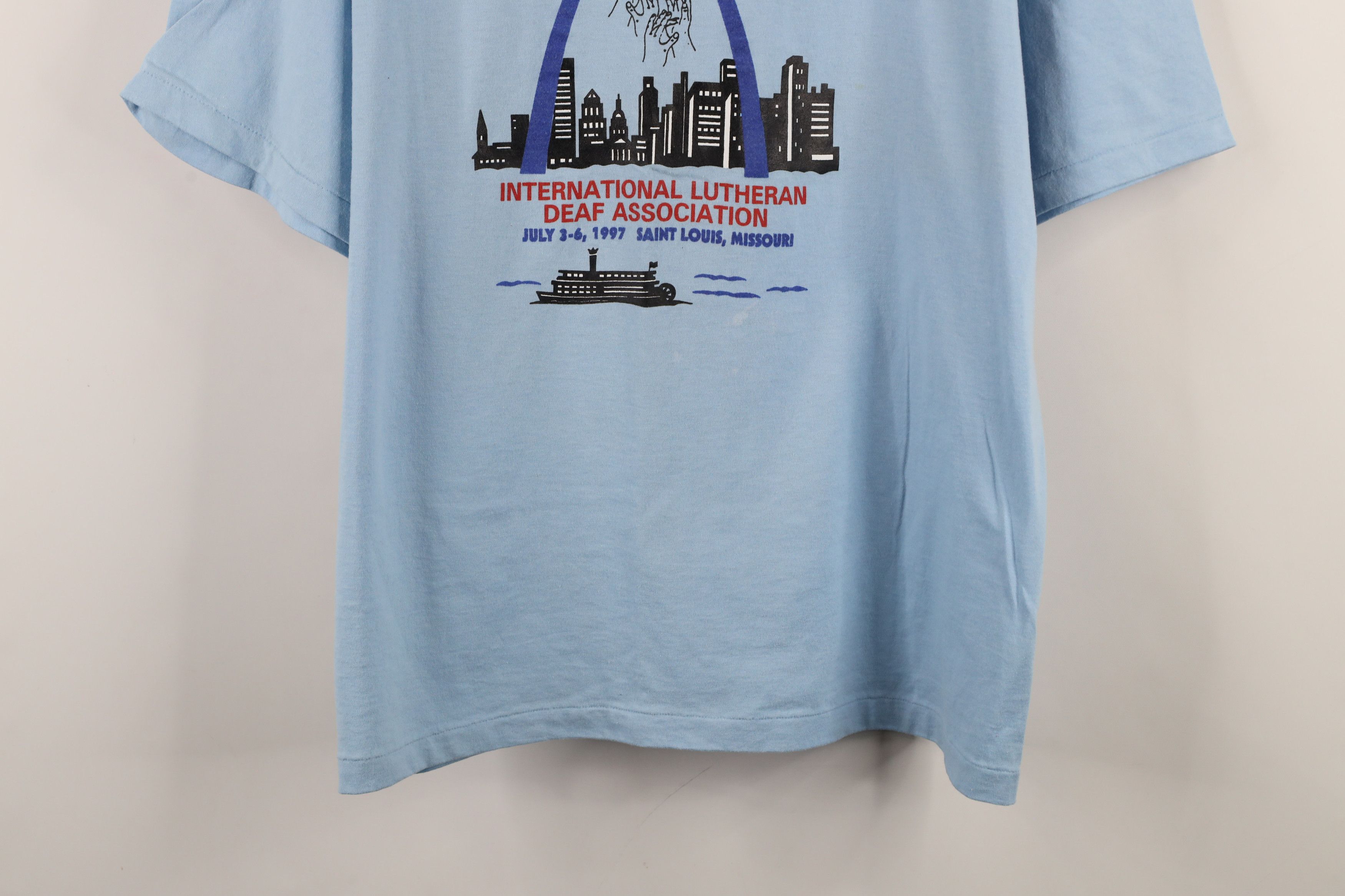 Vintage Vintage 90s Jesus Is the Gateway Lutheran T-Shirt Blue Size US L / EU 52-54 / 3 - 3 Thumbnail
