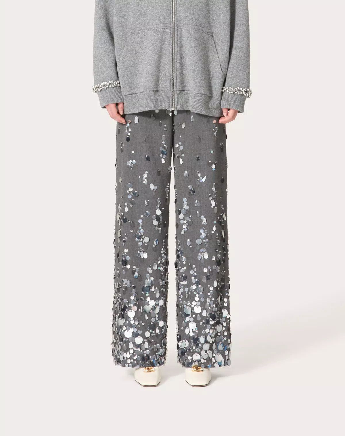 Valentino o1s1wg110426 Embroidered Active Gabardine Trousers in Grey Size 25" / US 0 / IT 36 - 3 Thumbnail
