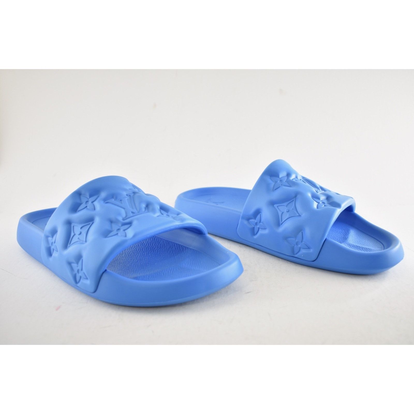 Louis Vuitton Louis Vuitton Waterfront Monogram LV Sandal UK 9 US 10 11 Size US 9 / EU 42 - 4 Thumbnail