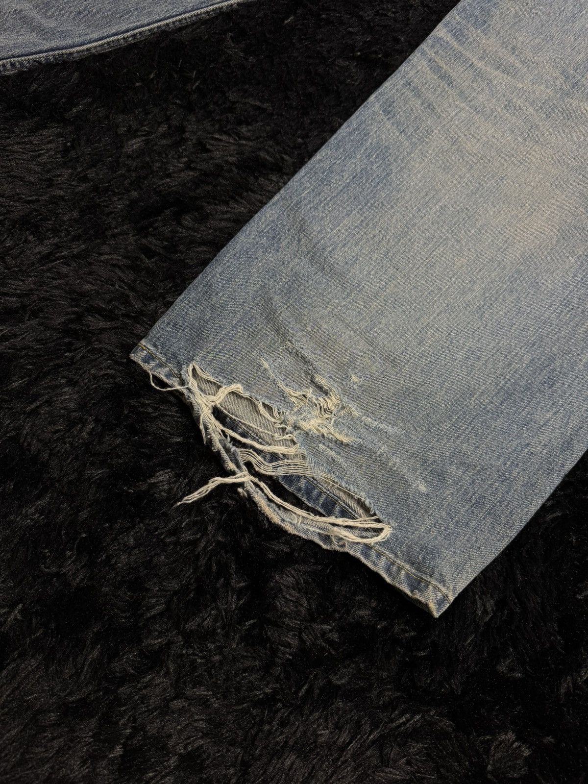 Balenciaga Balenciaga Baggy Destroyed Denim Size US 28 / EU 44 - 18 Thumbnail