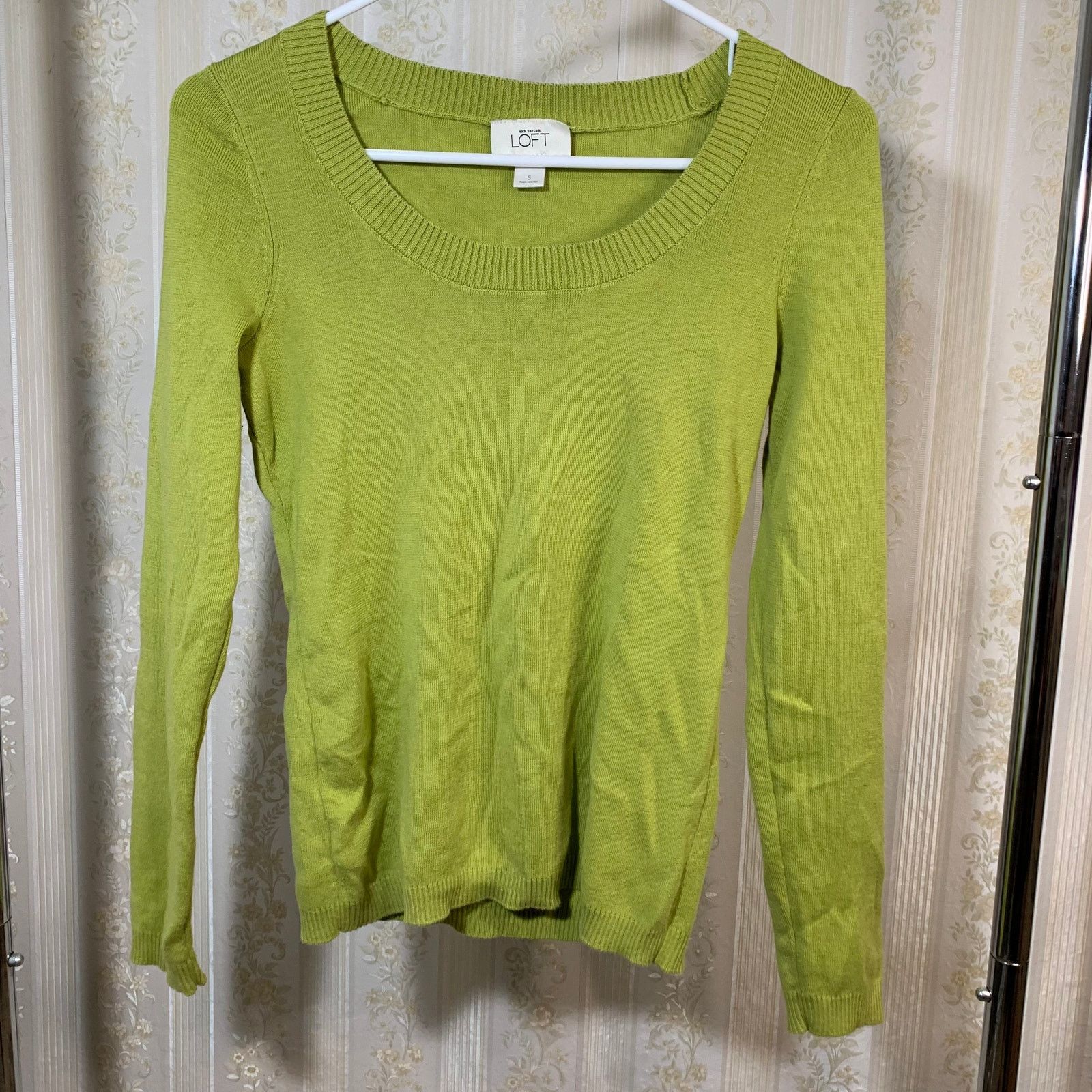 Loft Ann Taylor LOFT Green Long Sleeve Size S Size US S / EU 44-46 / 1 - 4 Thumbnail