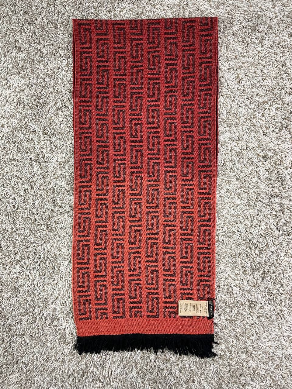Versace Versace Red Black Wool Reversible Versace Pattern Scarf Size ONE SIZE - 5 Thumbnail