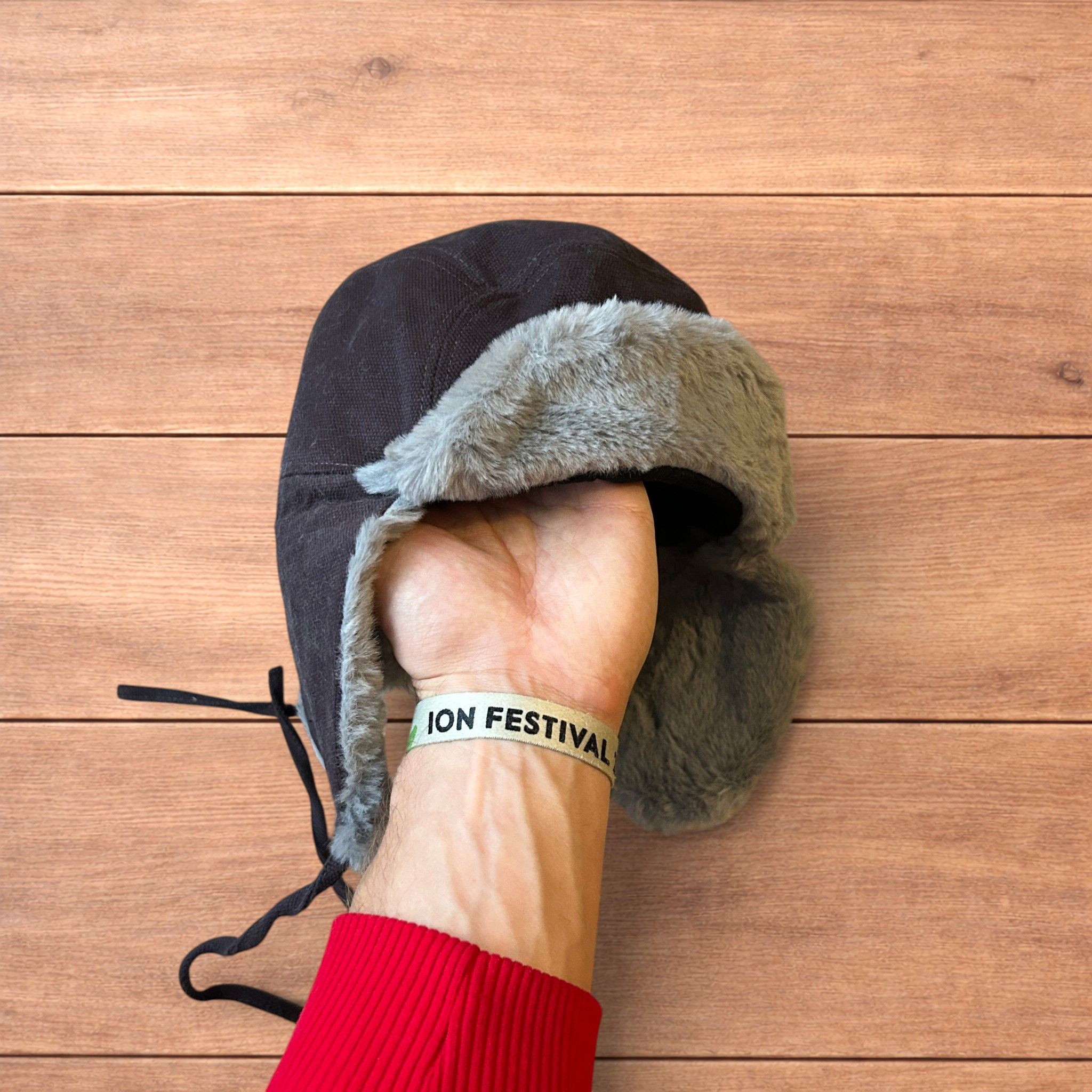 Japanese Brand Russian trapper ear flap winter hat in grey colour way. Size ONE SIZE - 7 Thumbnail
