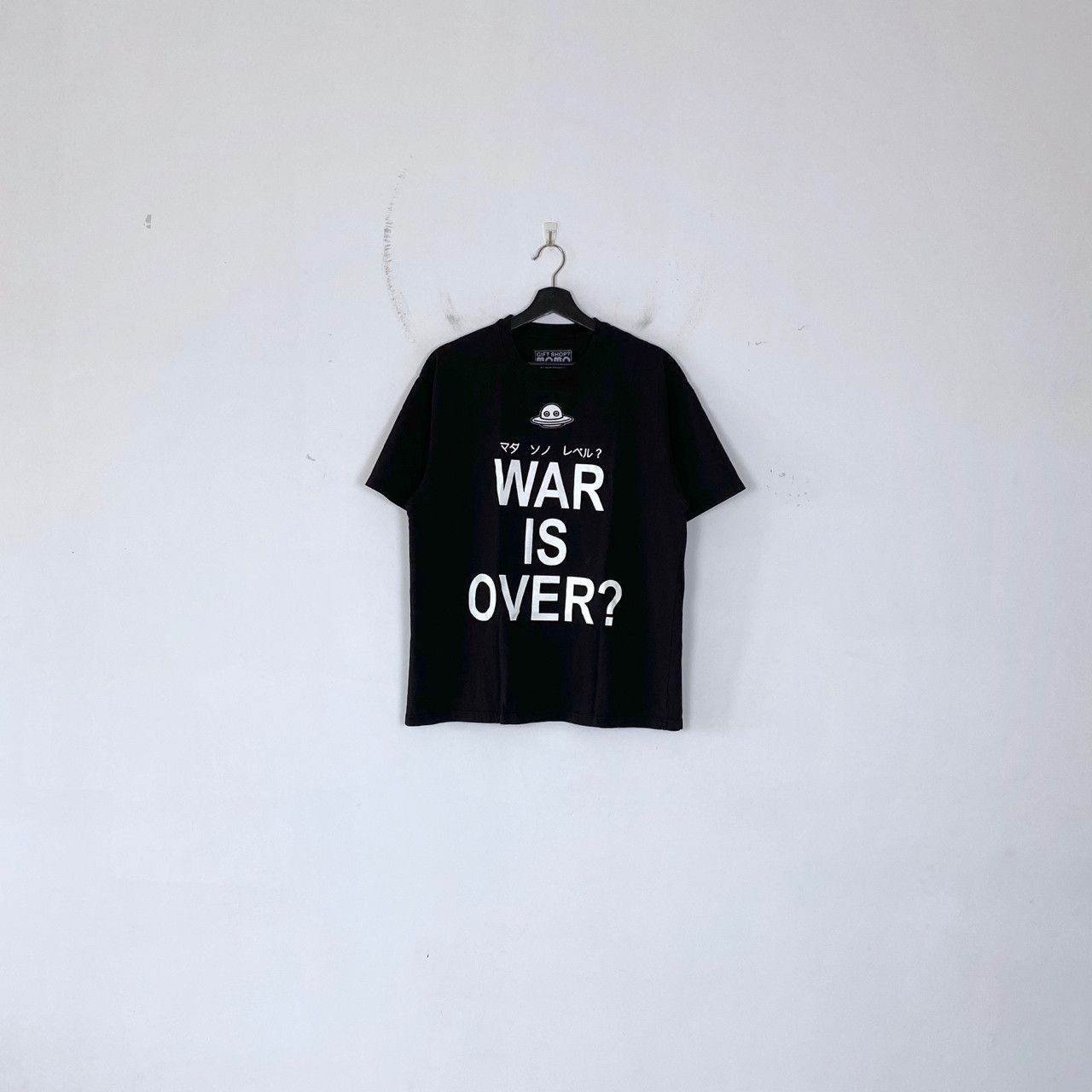 Other A LOVE MOVEMENT "WAR IS OVER?" T-SHIRT Size US L / EU 52-54 / 3 - 1 Thumbnail