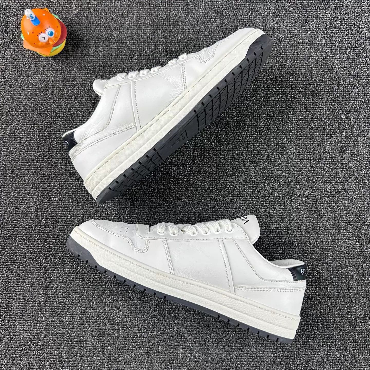 Prada Prada White Leather Sneaker EU37 HB4672 Like New Size US 6.5 / IT 36.5 - 3 Thumbnail