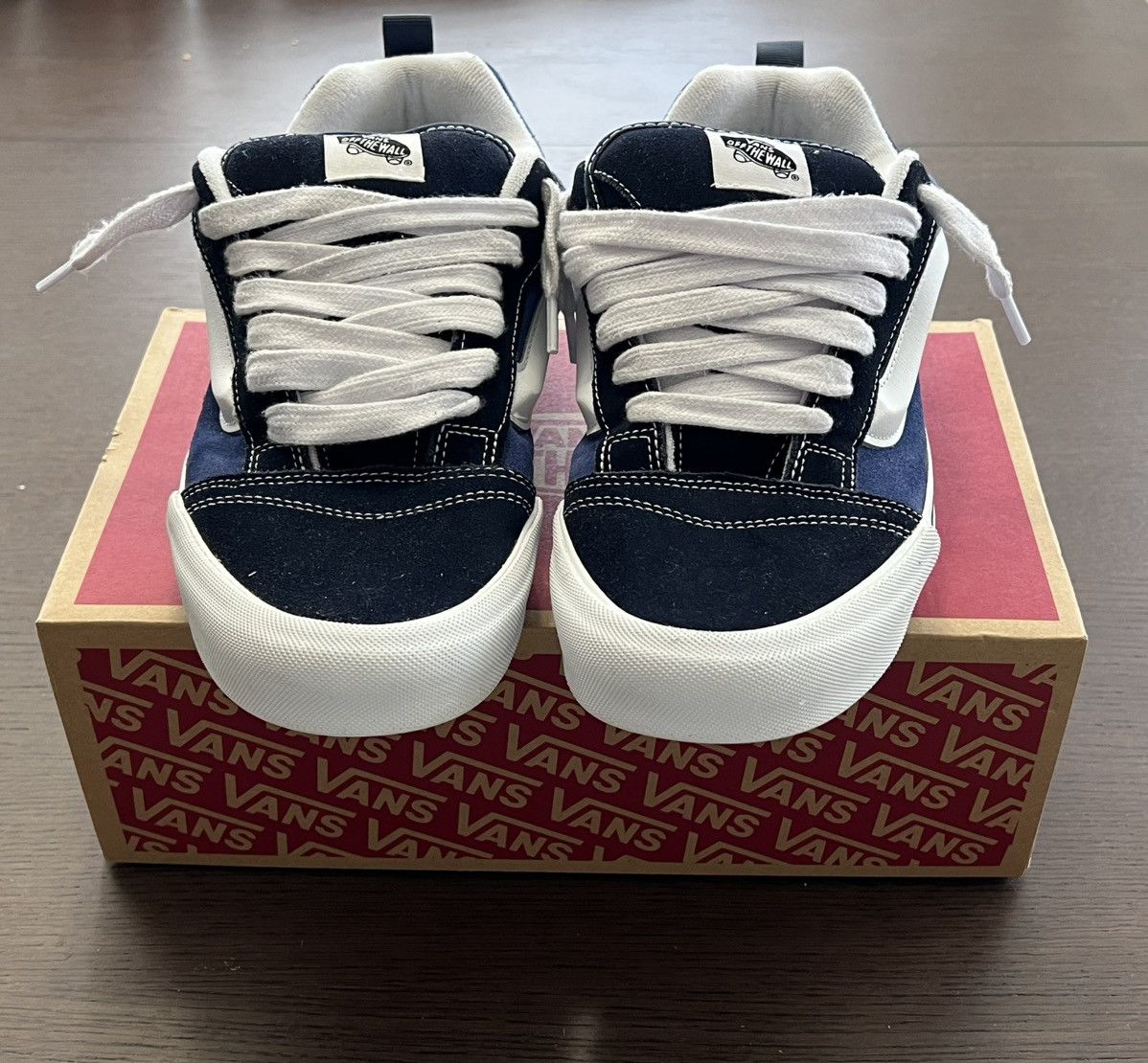 Vans Vans Knu Skool / navy blue and white Size US 12 / EU 45 - 1 Thumbnail