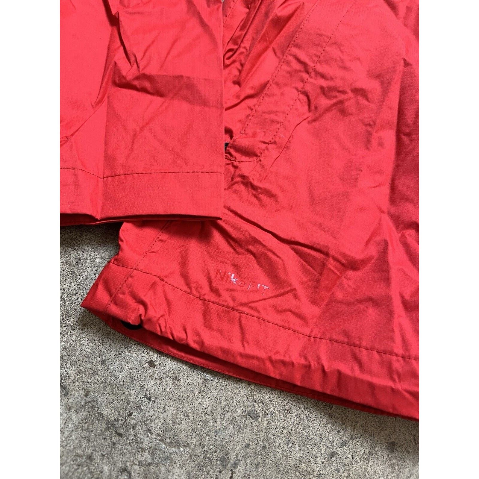 Nike Nike Red Storm Fit Windbreaker Men’s L 266009-611 New Defect Size US L / EU 52-54 / 3 - 3 Thumbnail