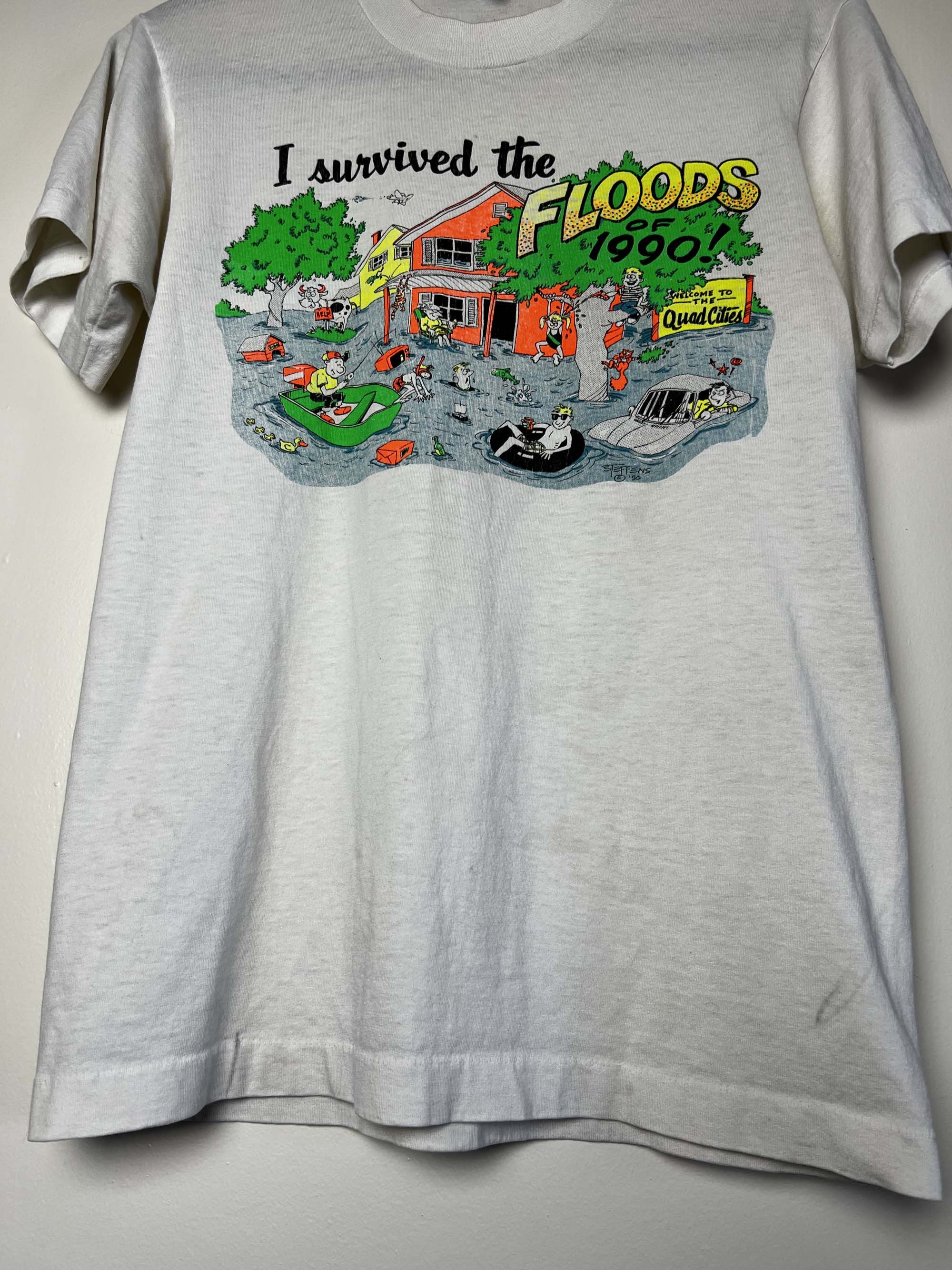 Vintage Vintage Screen Stars "I Survived the Floods of 1990" T-Shirt Size US M / EU 48-50 / 2 - 8 Thumbnail