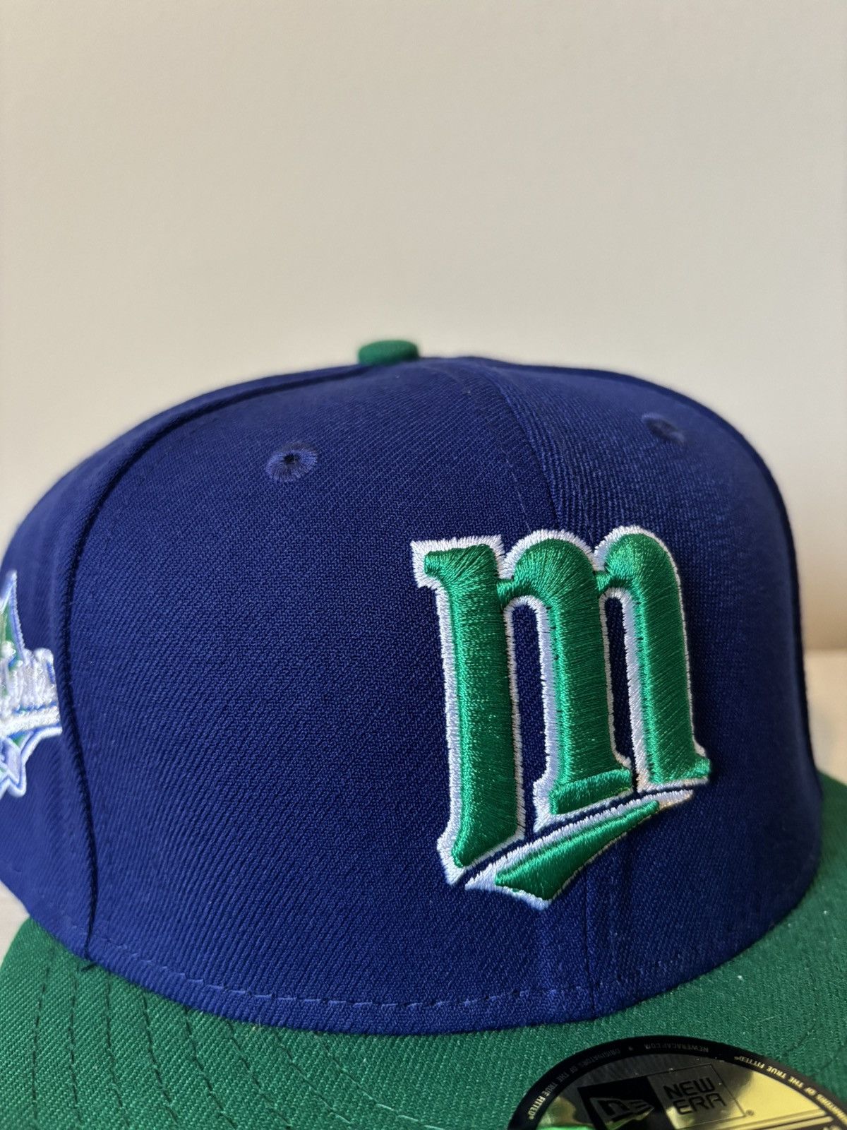 Hat Club Minnesota Twins Fitted Size 7 1/2 HatClub Crossover Size ONE SIZE - 2 Thumbnail