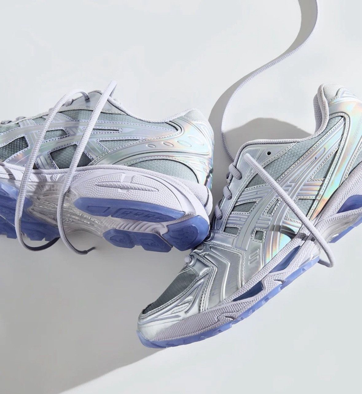 Asics × Kith × Marvel Comics Kith x Marvek ASICS Silver Surfer Size US 10.5 / EU 43-44 - 11 Thumbnail
