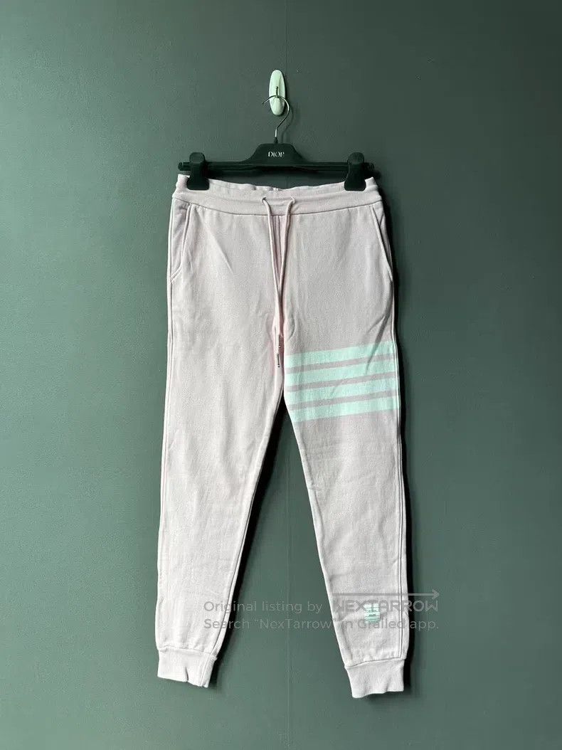 Thom Browne Thom Browne Pink Sweatpants Size 26" / US 2 / IT 38 - 1 Thumbnail