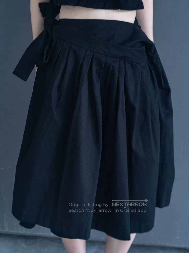 Junya Watanabe Junya Watanabe size XS Black wrap-around half skirt Size 22" - 7 Thumbnail
