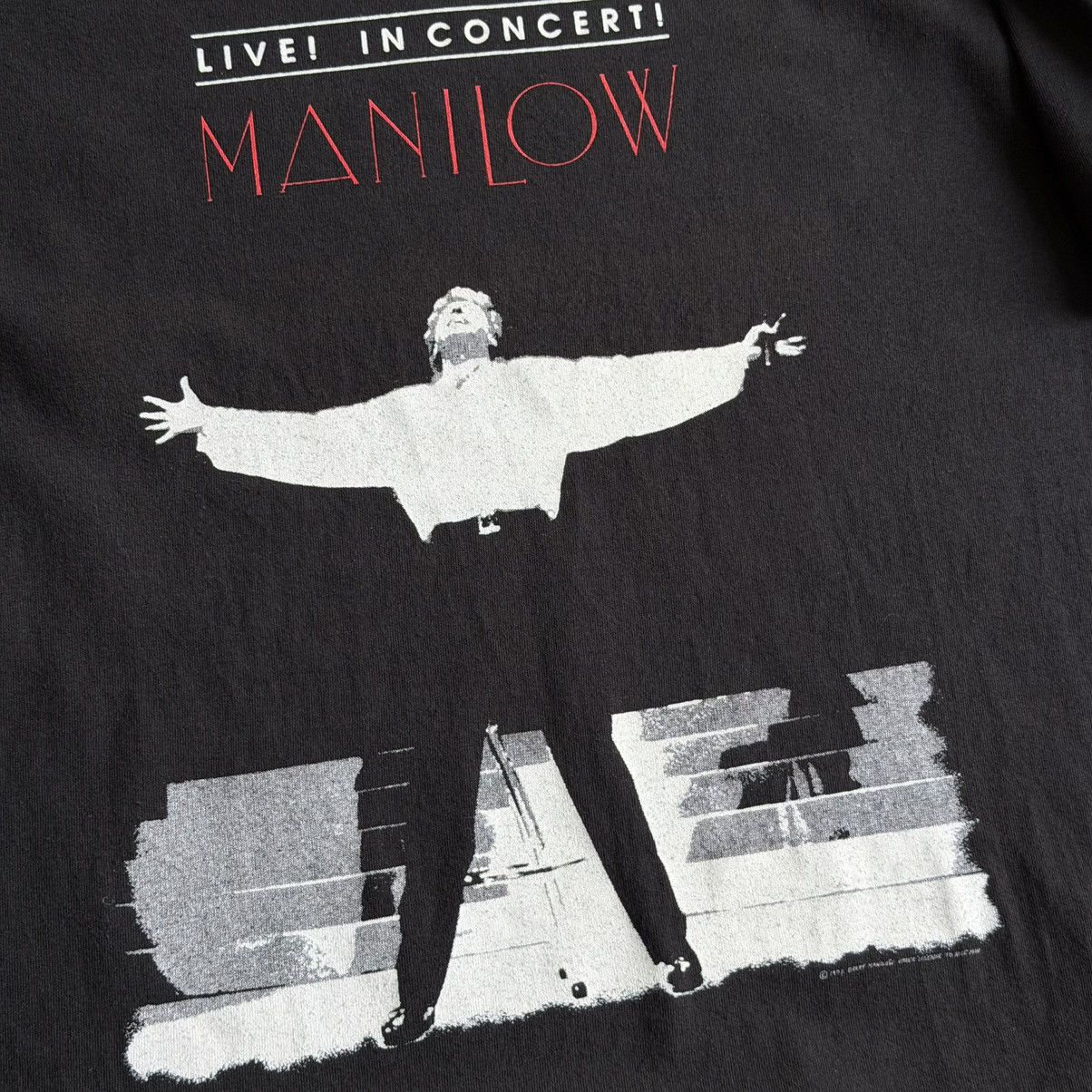 Band Tees Vintage 1993 Barry Manilow Live in Concert Lee Tour Tee Size US XL / EU 56 / 4 - 5 Thumbnail