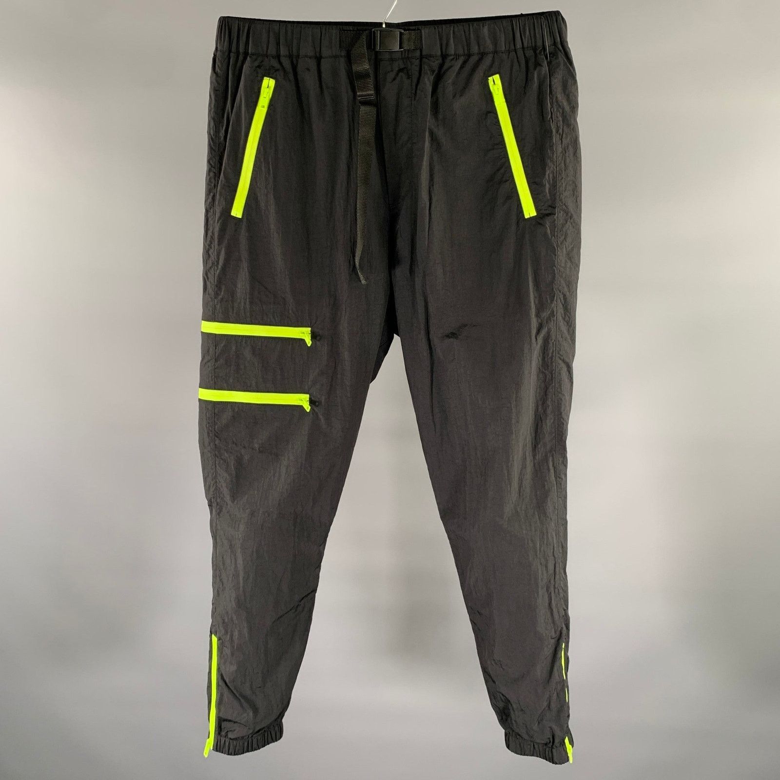 Stampd STAMPD Size M Black Green Nylon Joggers Casual Pants Size US 30 / EU 46 - 1 Thumbnail