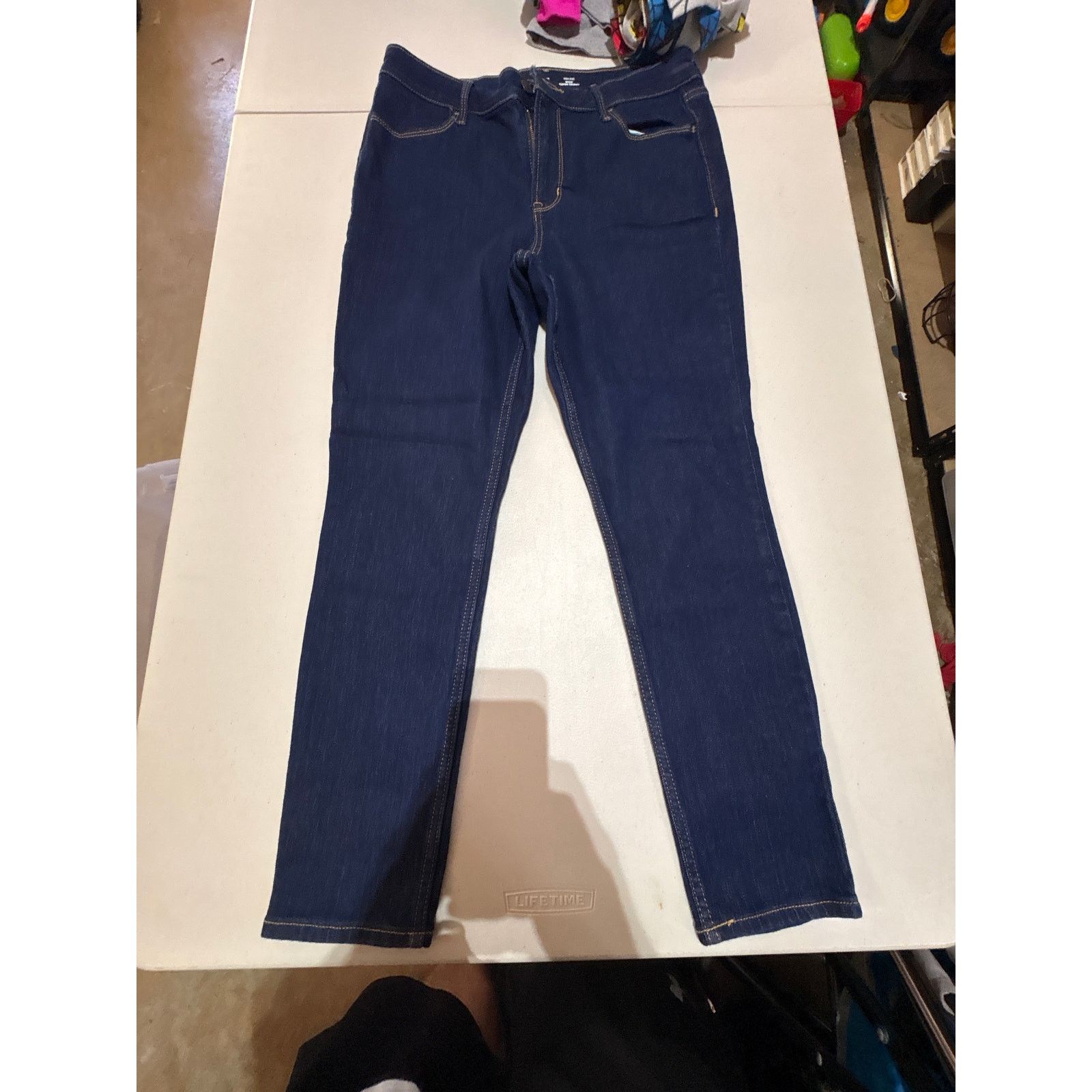 Old Navy Old Navy High Rise Super Skinny Jeans Women Size 10 Short Size 32" / US 10 / IT 46 - 2 Thumbnail