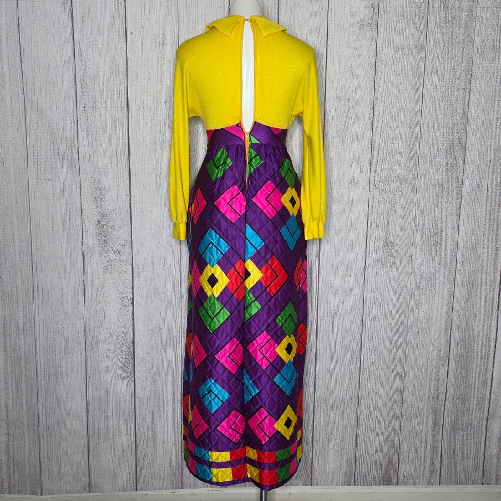 Vintage VTG Vivid Groovy Maxi Dress Dagger Collar Quilted Skirt Size XS / US 0-2 / IT 36-38 - 9 Thumbnail