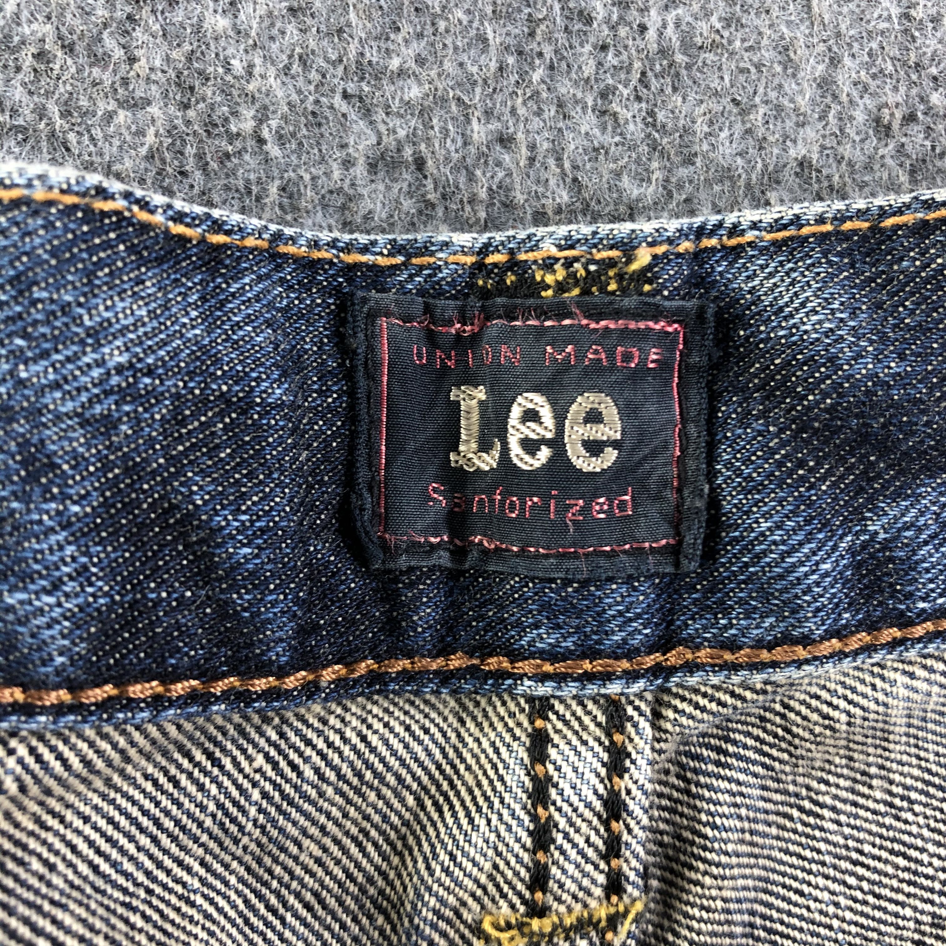 Japanese Brand Vintage Blue Wash Lee Jeans-J2846 Size US 31 - 9 Thumbnail