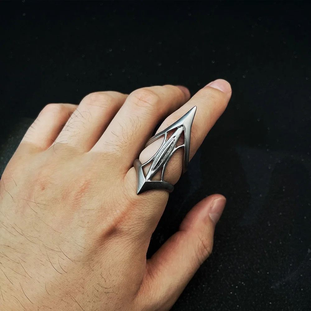 Vintage Retro Gothic Edgy Ring Size ONE SIZE - 1 Thumbnail
