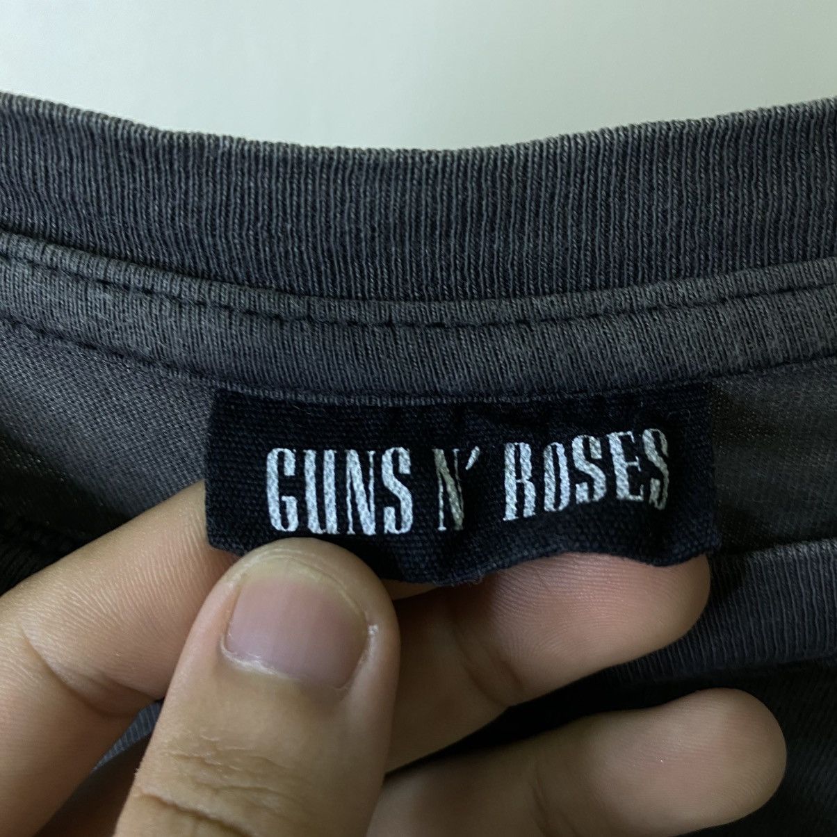 Guns N' Roses Cotton on x Gun N Roses Band Sunfaded Tee Size US XL / EU 56 / 4 - 4 Thumbnail