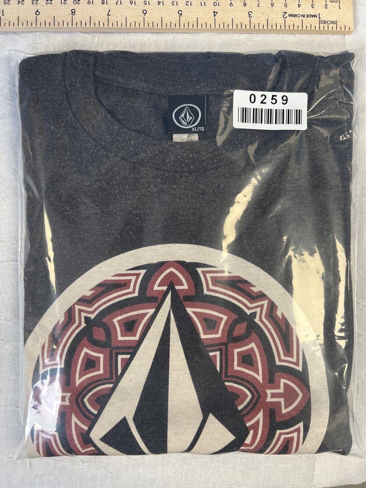 Volcom VTG Volcom Mens Shirt XL Gray T-Shirt Circle Corp Size US XL / EU 56 / 4 - 7 Thumbnail