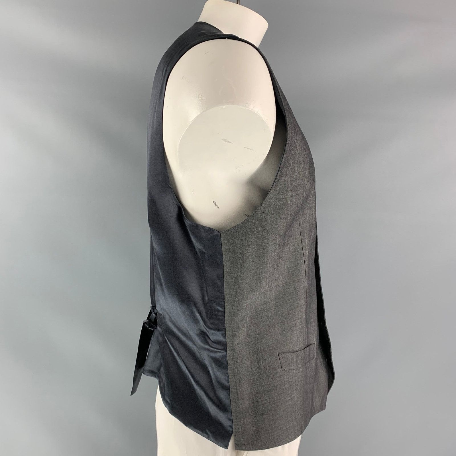 Dolce & Gabbana Size 48 Solid Wool , Mohair & Silk Buttoned Vest Size 48R - 2 Thumbnail