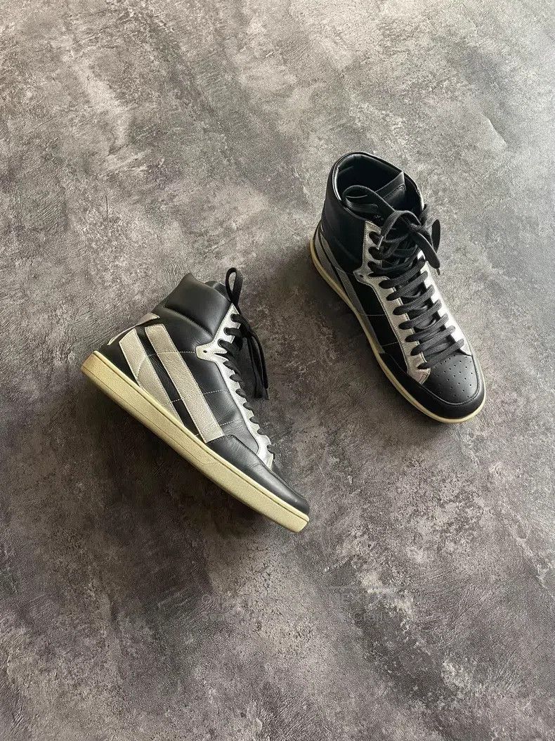 Saint Laurent Paris Saint Laurent Paris Silver and Black Mixed Star High-Top C Size US 7 / EU 40 - 2 Thumbnail