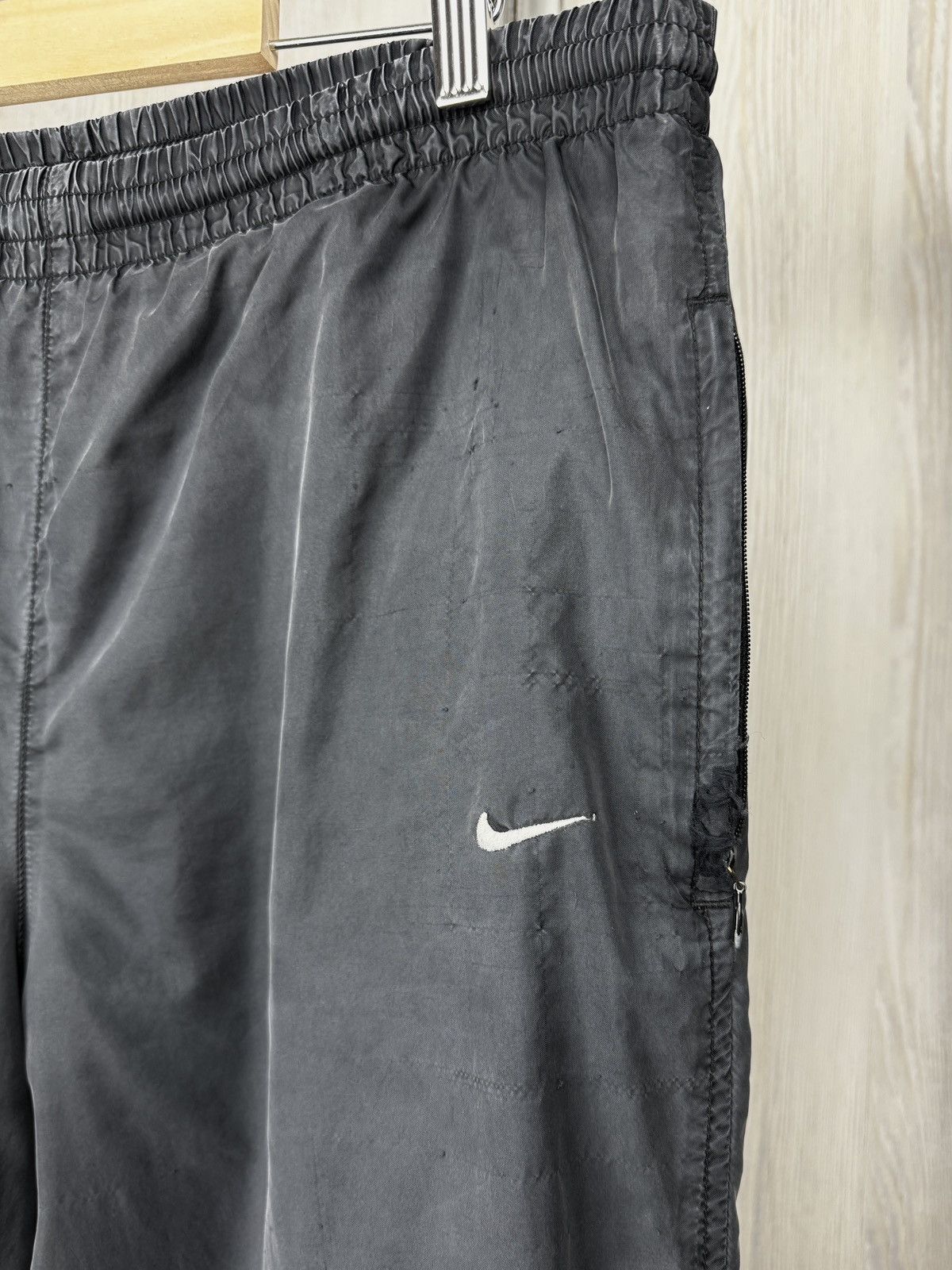 Nike Nike vintage y2k dark grey faded distressed track pants sz M Size US 32 / EU 48 - 4 Thumbnail