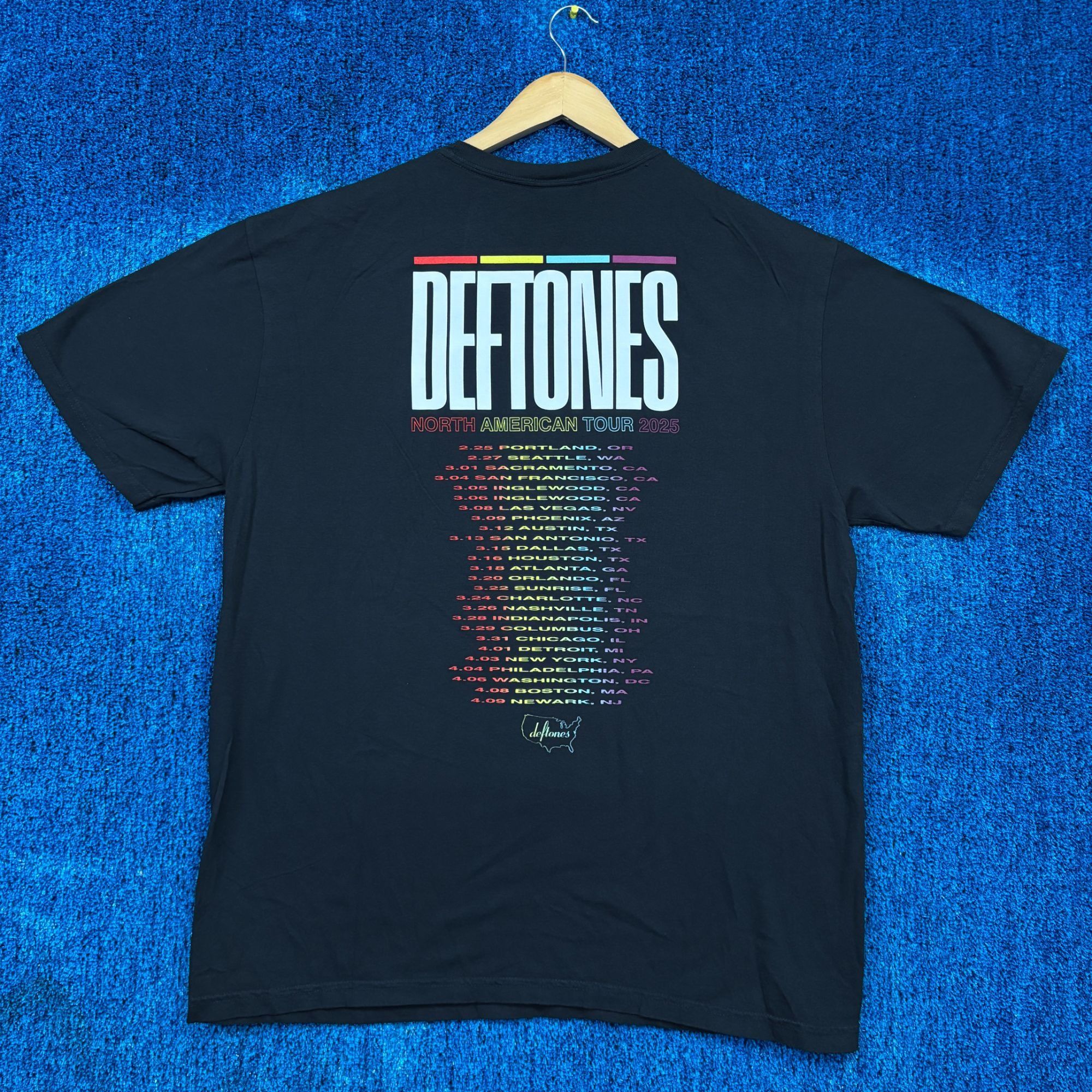 Band Tees Deftones Private Music 2025 NA Tour City Lights Band Tee XL Size US XL / EU 56 / 4 - 3 Thumbnail