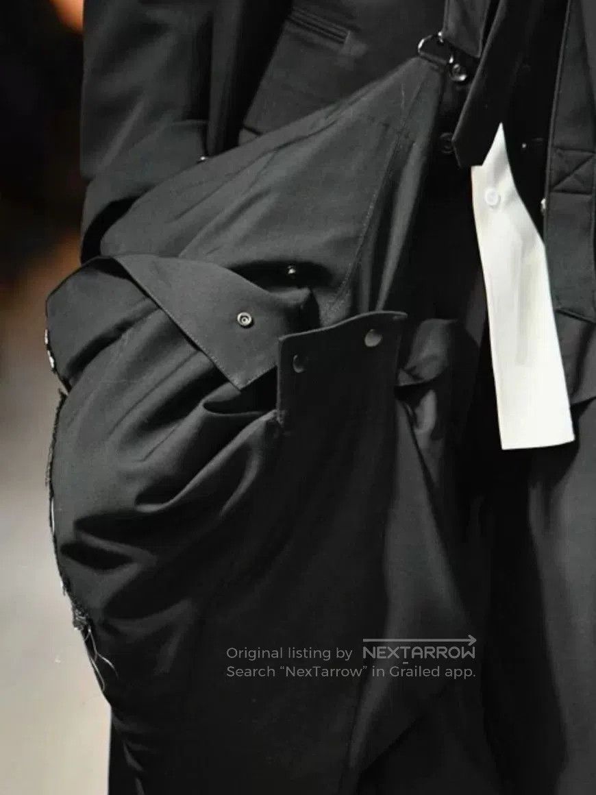 Yohji Yamamoto Yohji Yamamoto Black Wool Messenger Bag. Size ONE SIZE - 9 Thumbnail