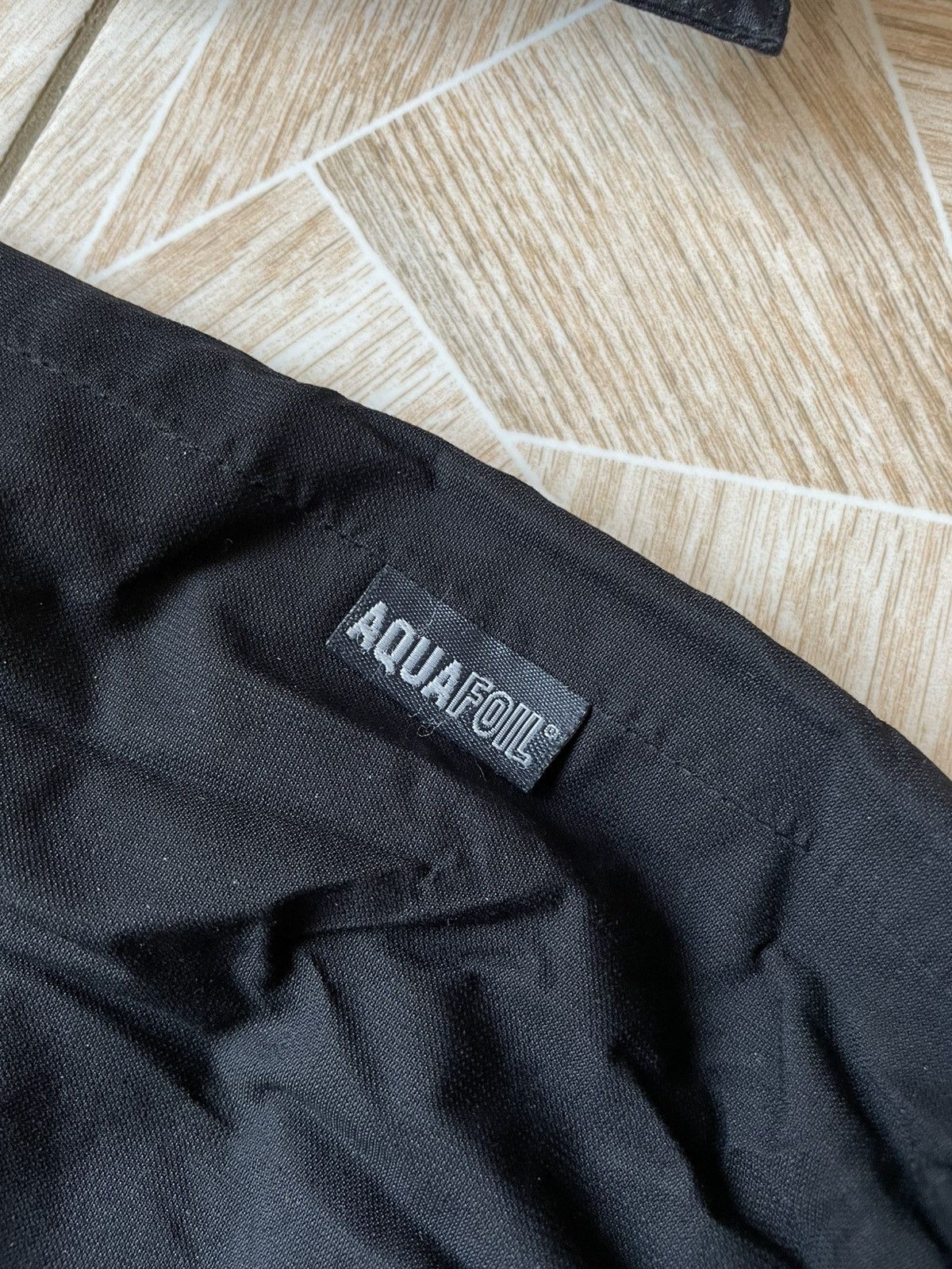 Berghaus × Vintage Outdoor Berghaus Aqua Foil Waterproof L Windbreaker Nylon Size US L / EU 52-54 / 3 - 4 Thumbnail