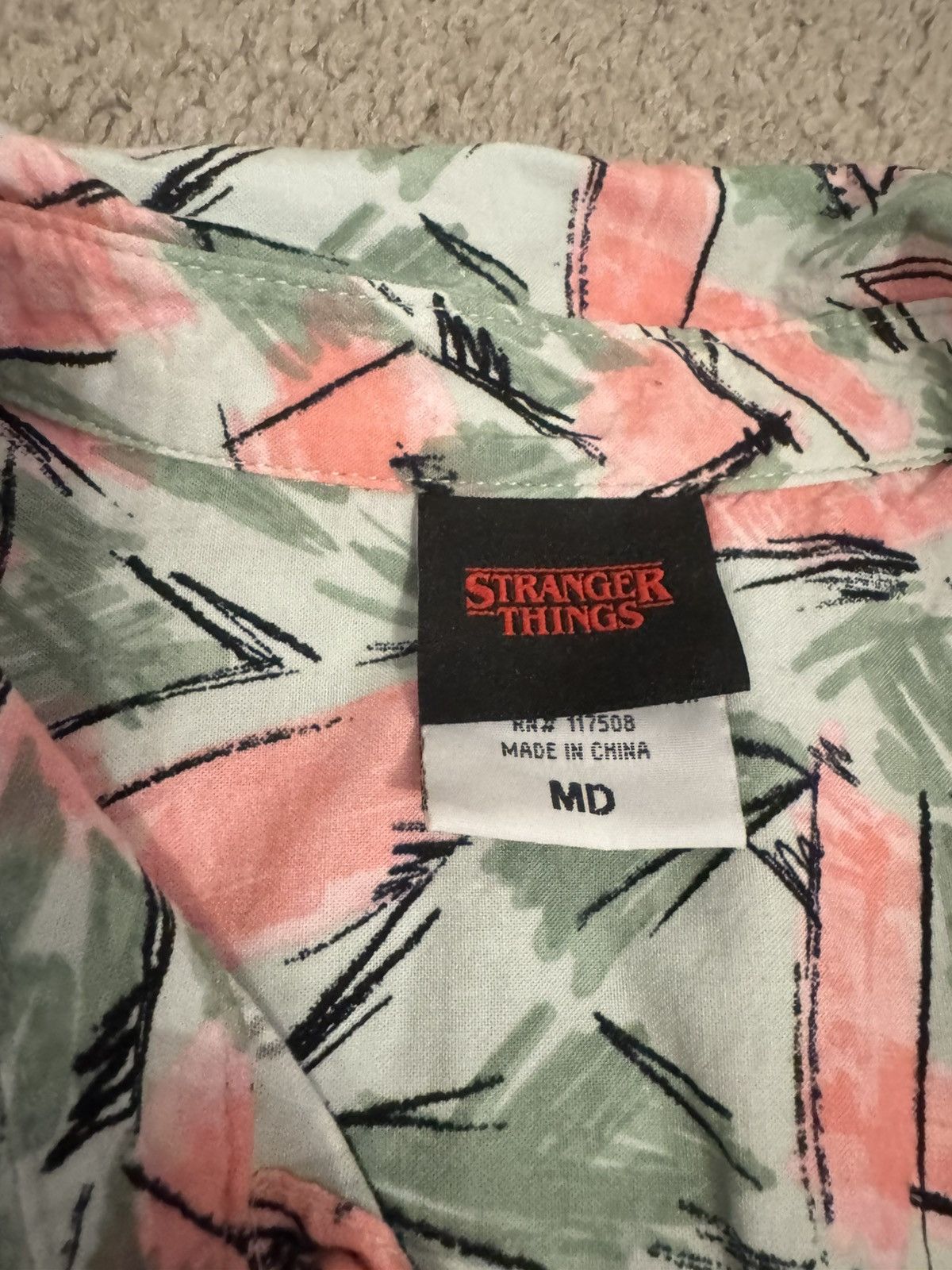 Other Stranger Things Mens' Hopper Woven Button Up Shirt Size MD Size US M / EU 48-50 / 2 - 6 Thumbnail