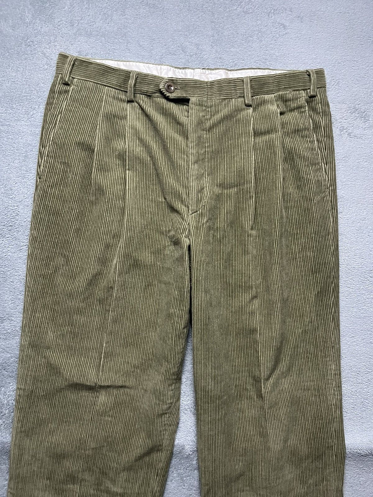 Brioni Brioni - Pleated Corduroy Pants Size US 35 - 3 Thumbnail