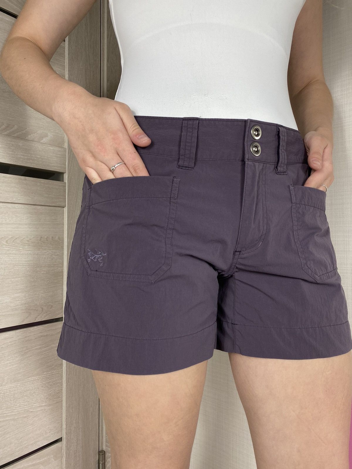 Arc'teryx Arcteryx Vintage Mini Shorts Size 27" / US 4 / IT 40 - 1 Thumbnail