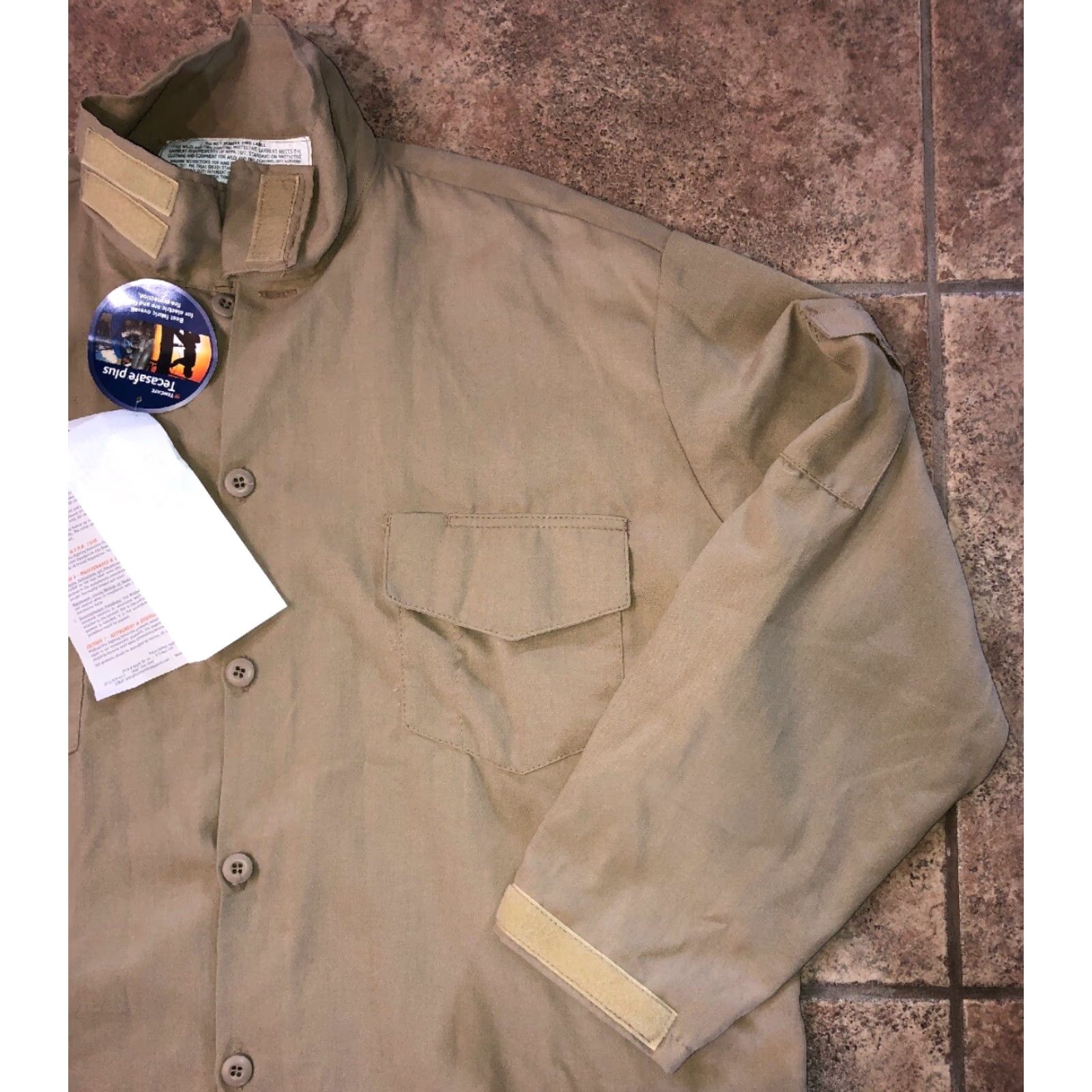 Vintage VINTAGE Topps Safety Apparel Men's XL Beige Long Sleeve Work Shirt 28.5 Inch Armpit Workwear Size US XL / EU 56 / 4 - 2 Thumbnail