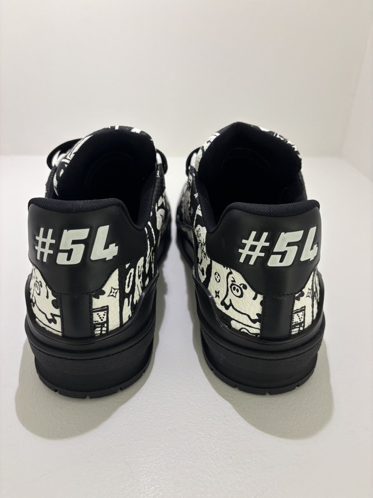 Louis Vuitton Louis Vuitton Black Comic Motif Trainers Size US 10 / EU 43 - 8 Thumbnail
