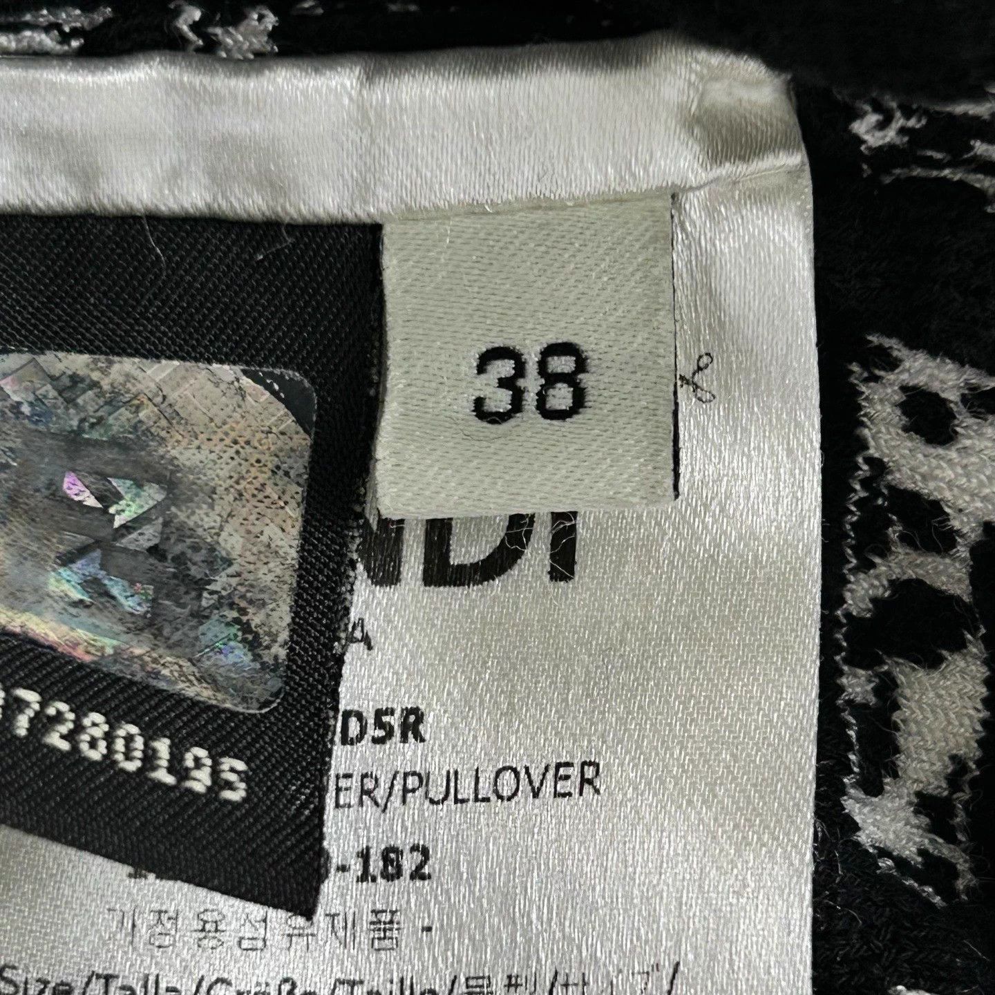 Fendi FENDI all over logo knit short sleeve tee 38 Size XS / US 0-2 / IT 36-38 - 5 Thumbnail