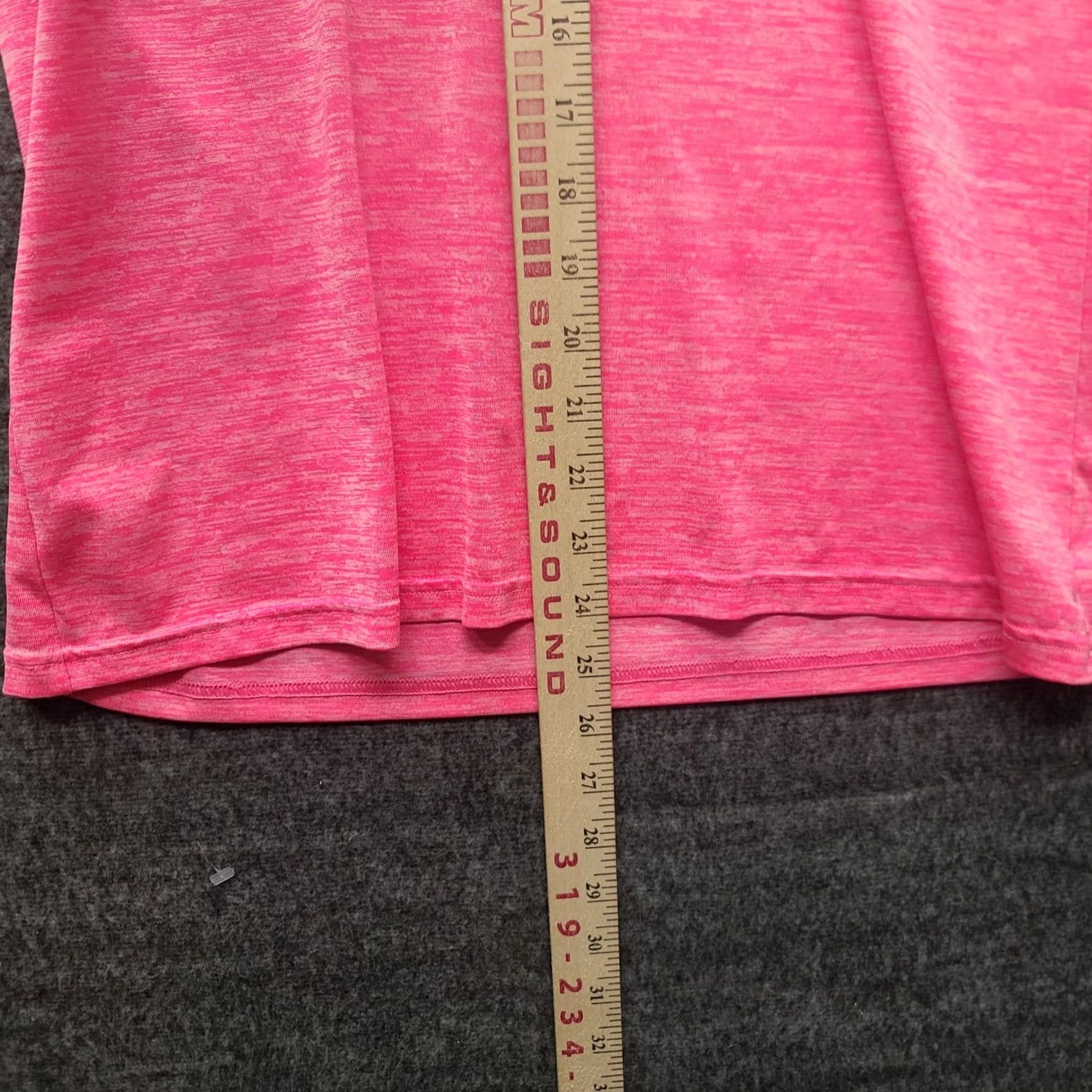 Under Armour Under Armour Shirt Womens M Slim HeatGear Short Sleeve V-Neck Pullover Size M / US 6-8 / IT 42-44 - 5 Thumbnail
