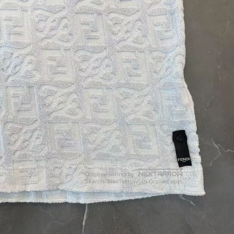 Fendi Fendi T-shirt Size US M / EU 48-50 / 2 - 6 Thumbnail
