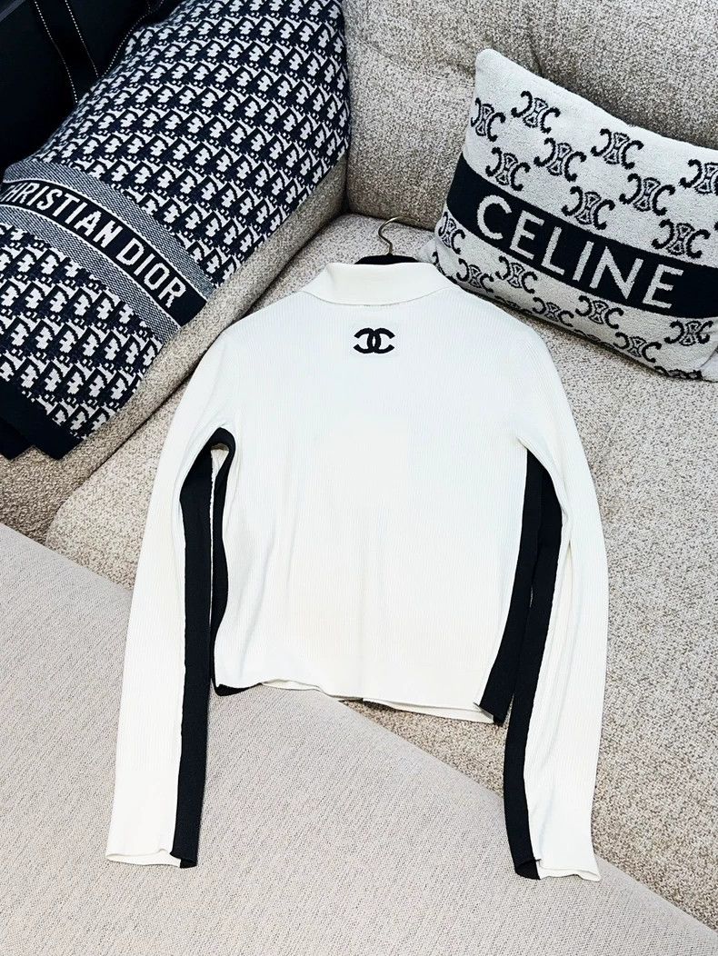 Chanel Chanel Ski series white 38 yards polo collar back double C Size XS / US 0-2 / IT 36-38 - 3 Thumbnail