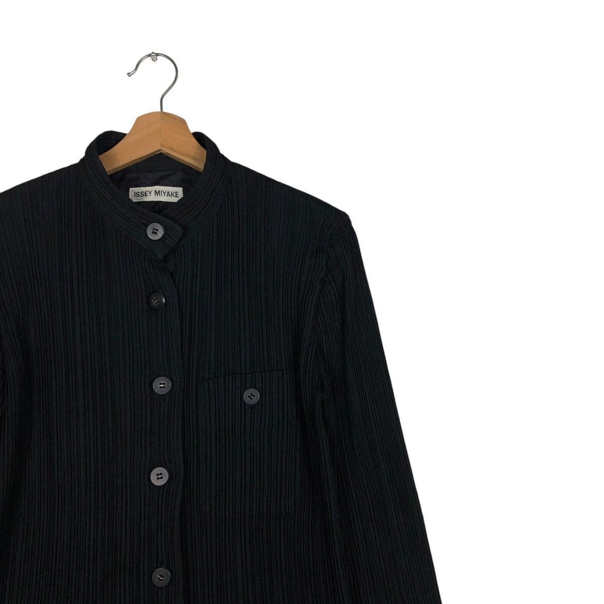 Issey Miyake 🔥VINTAGE BUTTON JACKET ISSEY MIYAKE PLEATED DESIGN Size US M / EU 48-50 / 2 - 8 Thumbnail