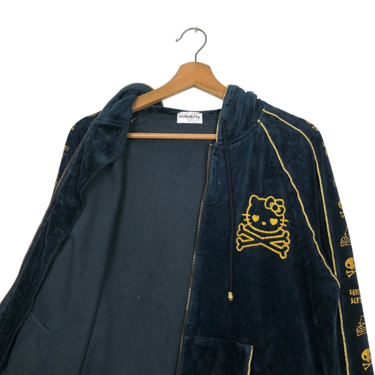 Cartoon Network 🔥VINTAGE ZIPPER JACKET HELLO KITTY BIG LOGO DESIGN Size US L / EU 52-54 / 3 - 15 Thumbnail