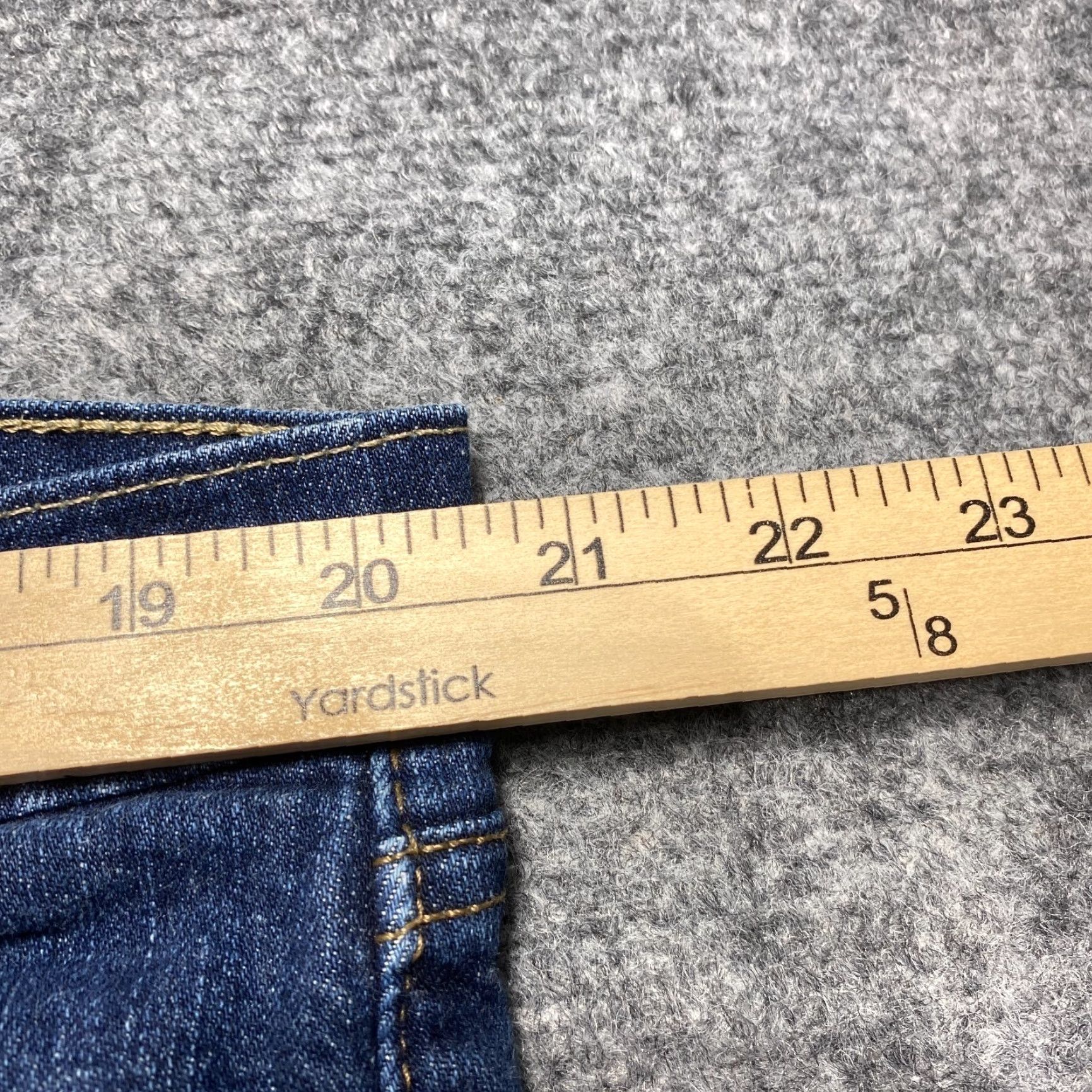 Levi's Levi's Jeans Mens 42x30 Blue Straight Leg Stretch Denim Medium Wash Regular Rise 5-Pocket Western, Workwear, Everyday Mens Size US 42 / EU 58 - 3 Thumbnail