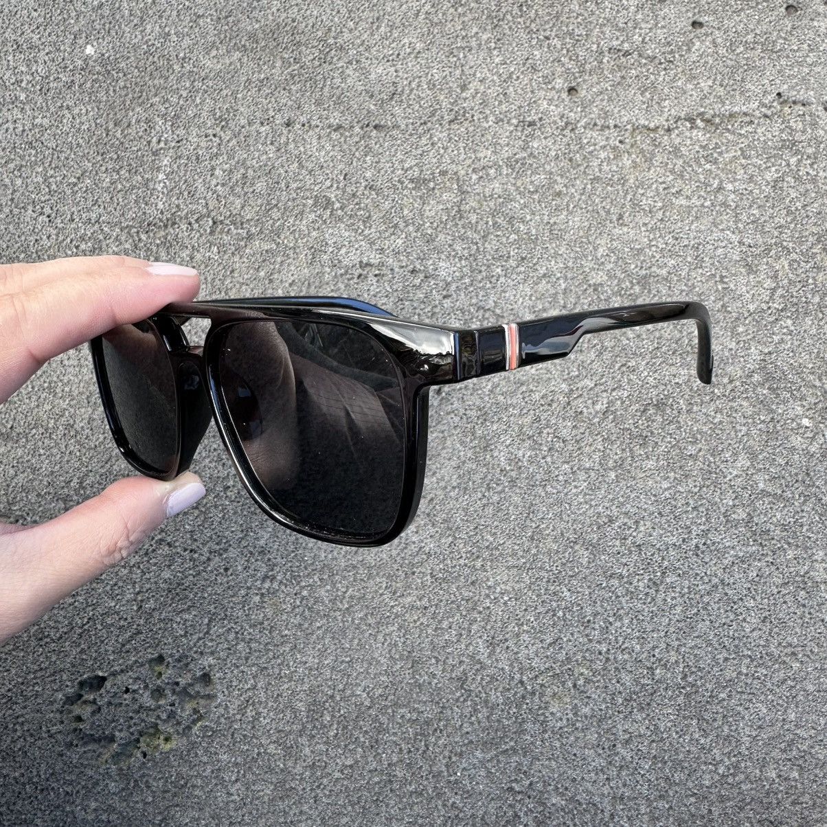 Other SUNGLASSES BRAND NEW CLASSIC RETRO VINTAGE YT5010-01 Size ONE SIZE - 2 Thumbnail