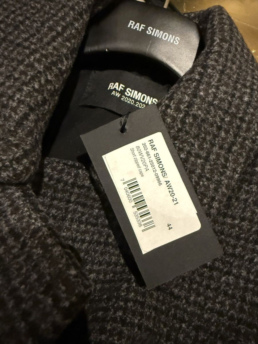 Raf Simons Raf Simons AW20 Short Zipped Cape Size US S / EU 44-46 / 1 - 5 Thumbnail