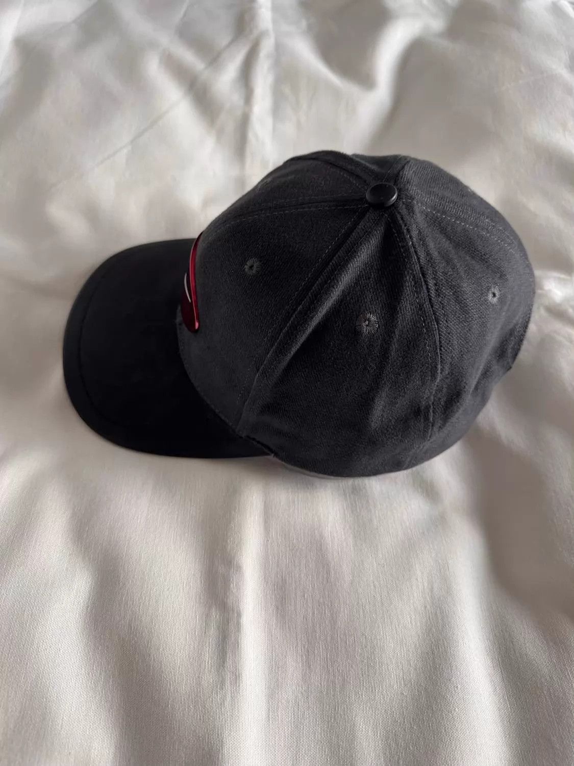 Nike Nike Vintage Unisex Fashion Cap Size ONE SIZE - 9 Thumbnail