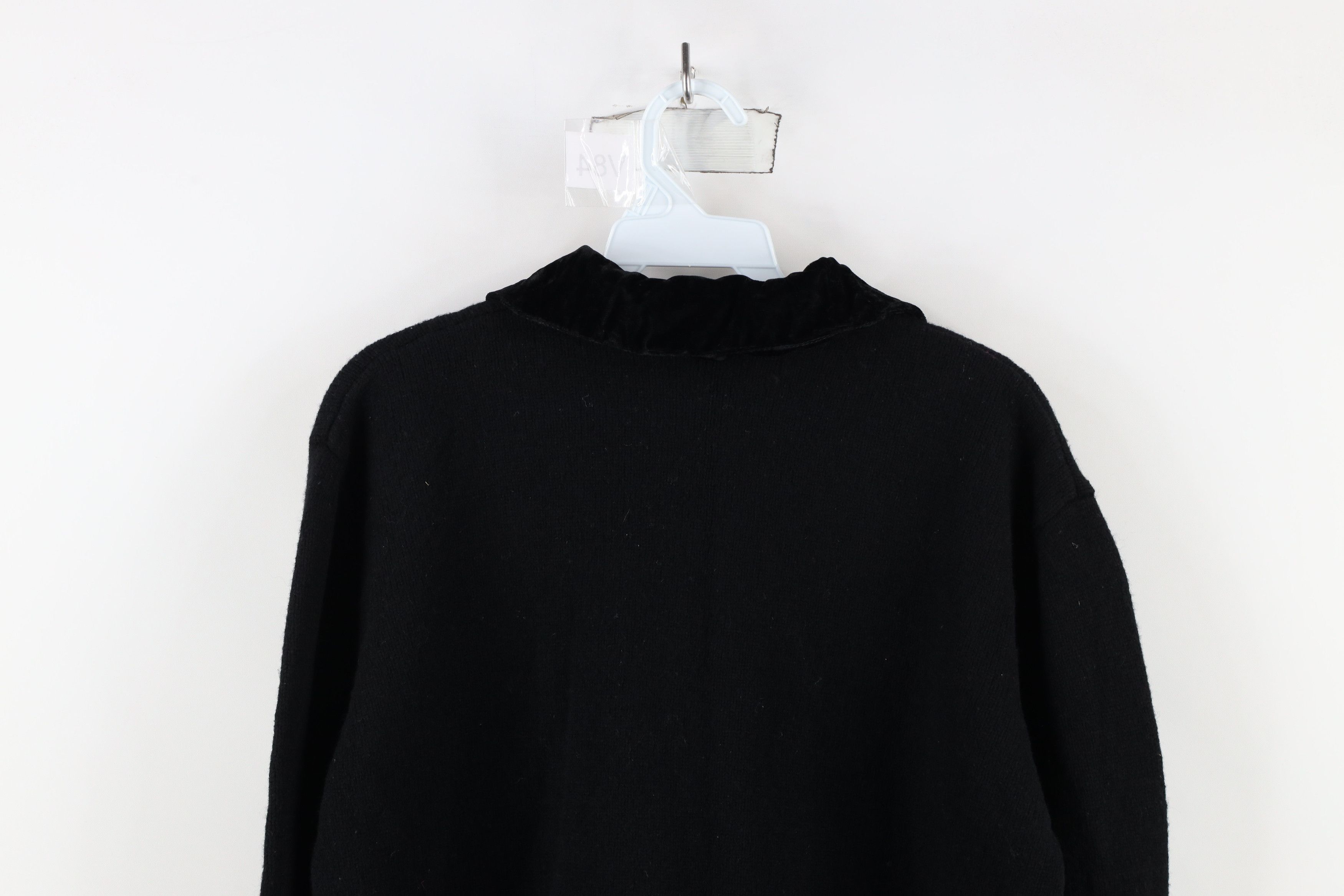 Disney × Vintage Vintage 90s Disney Mickey Mouse Wool Knit Cardigan Sweater Size L / US 10 / IT 46 - 10 Thumbnail