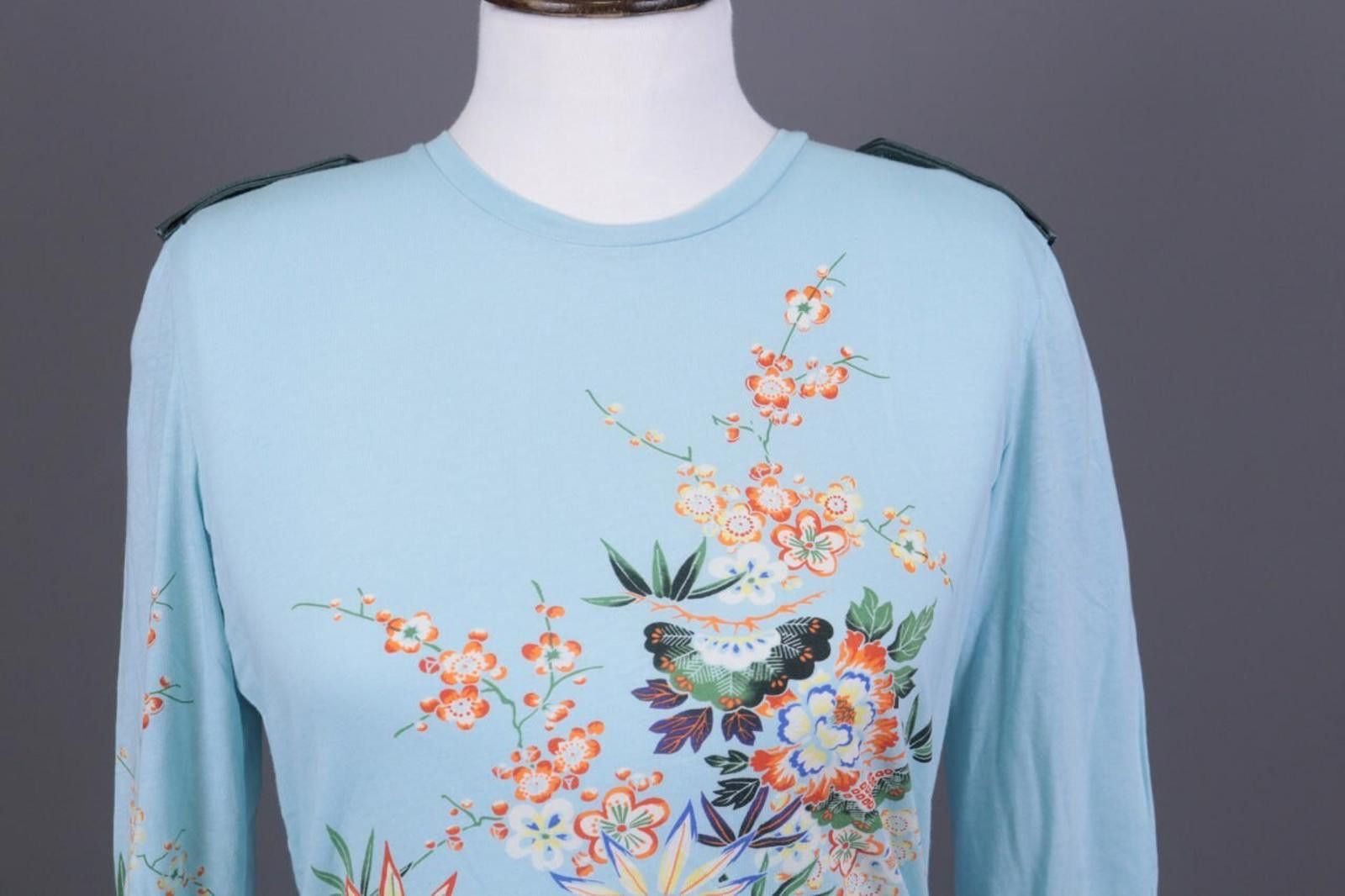 Custo Barcelona CUSTO BARCELONA Blue Floral Stretch Top Shirt Size 4 Size S / US 4 / IT 40 - 2 Thumbnail