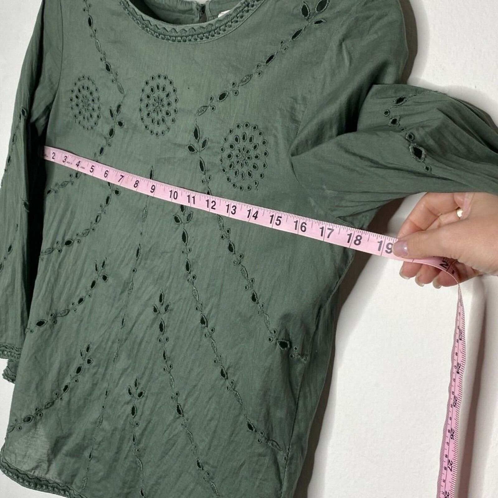 Gap Gap Green Embroidered Eyelet 3/4 Sleeve Crew Neck Blouse XS Size XS / US 0-2 / IT 36-38 - 10 Thumbnail