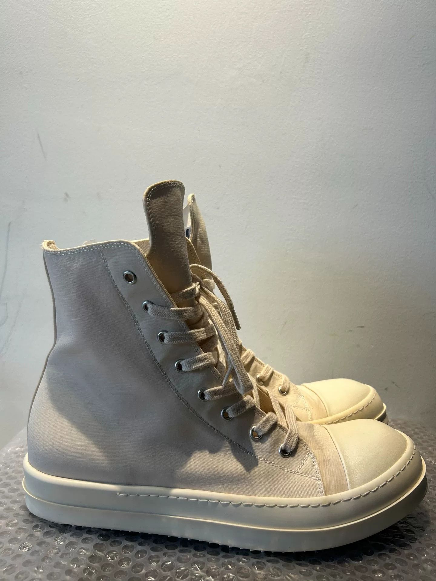 Rick Owens Rick Owens Beige High-Top Sneakers Size US 10 / EU 43 - 1 Thumbnail